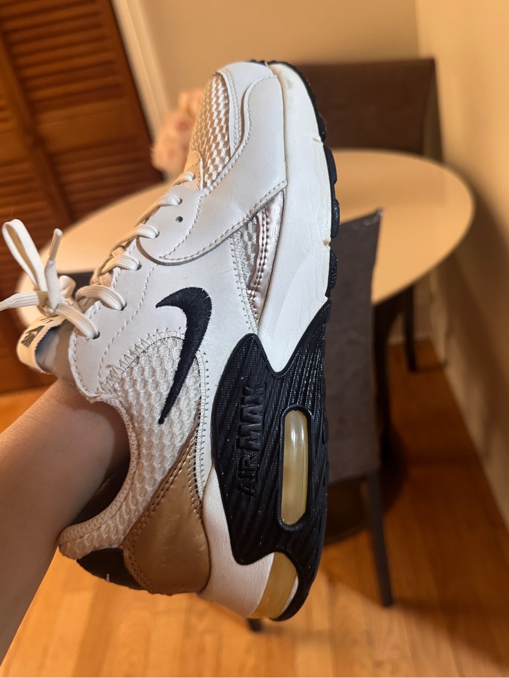 Nike White, Black and Gold Air Max Runner